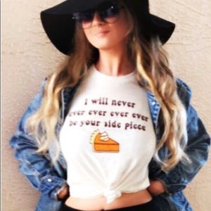 Cute Thanksgiving T-Shirt! 🦃🥧